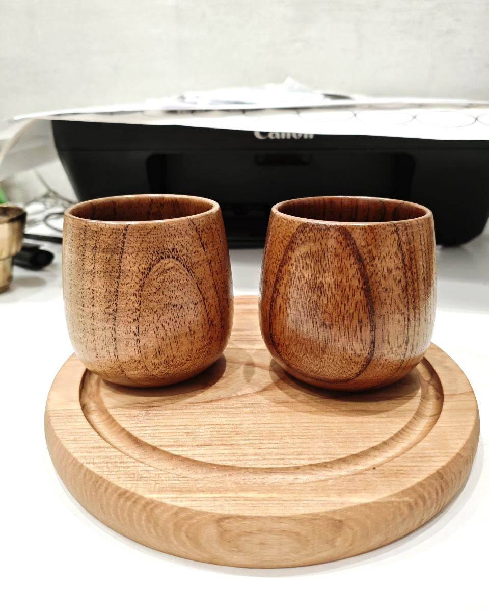 Дерев’яна чашка з гладкою текстурою Dimwood