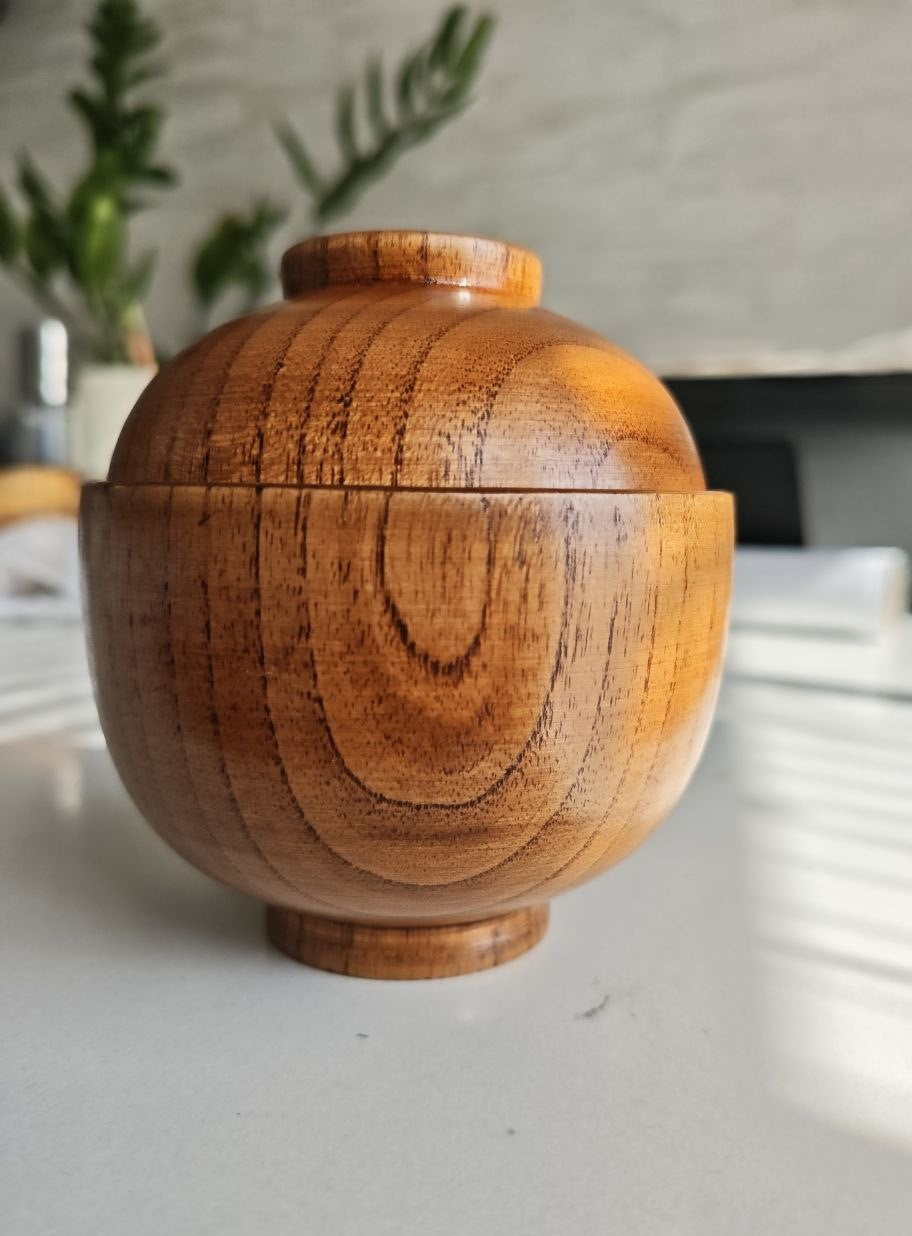 Дерев'яна миска з кришкою 230 мл Dimwood